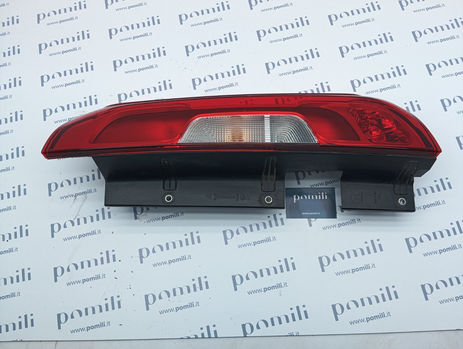 Pomili Fanaleria Fanale posteriore destro Fiat Doblò 52044717 usato