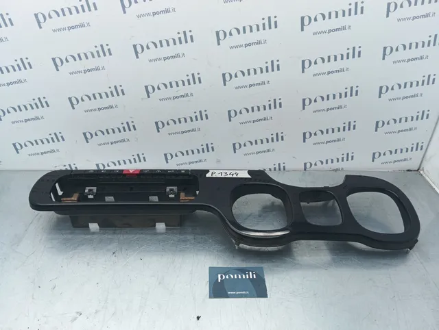 Pomili Rivestimenti interni Fiat Panda 312 modanatura cruscotto 735491812 usata