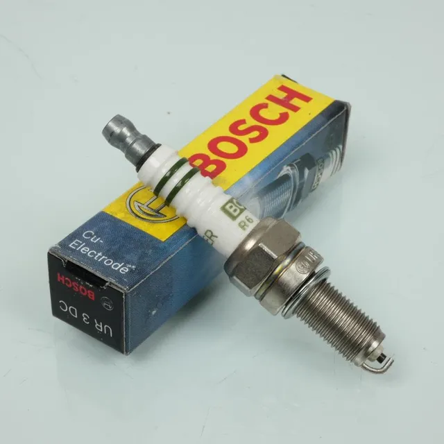 Bosch Candele di accensione 0 242 055 509 candela