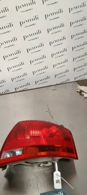 Pomili Fanaleria Fanale posteriore esterno destro Audi A4 8E