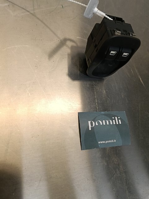 Pomili Rivestimenti interni e parti interne Blocco comandi alzacristalli Peugeot 206 09/98-06/09