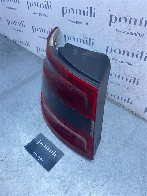 Pomili Fanaleria Mercedes-Benz Classe B T245 fanale posteriore esterno sinistro