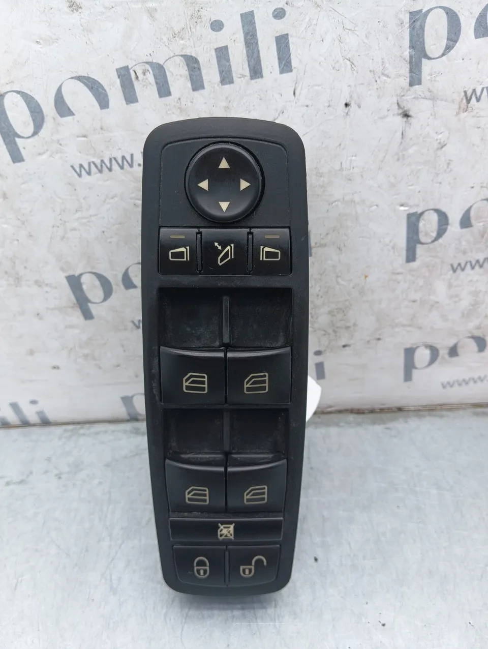 Pomili Rivestimenti interni Pulsantiera alzacristalli Mercedes-Benz Classe B W245 41YT9039 usata