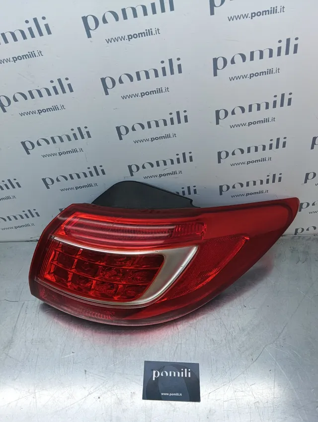 Pomili Fanaleria Kia Sportage L92402 3W0 fanale posteriore destro usato
