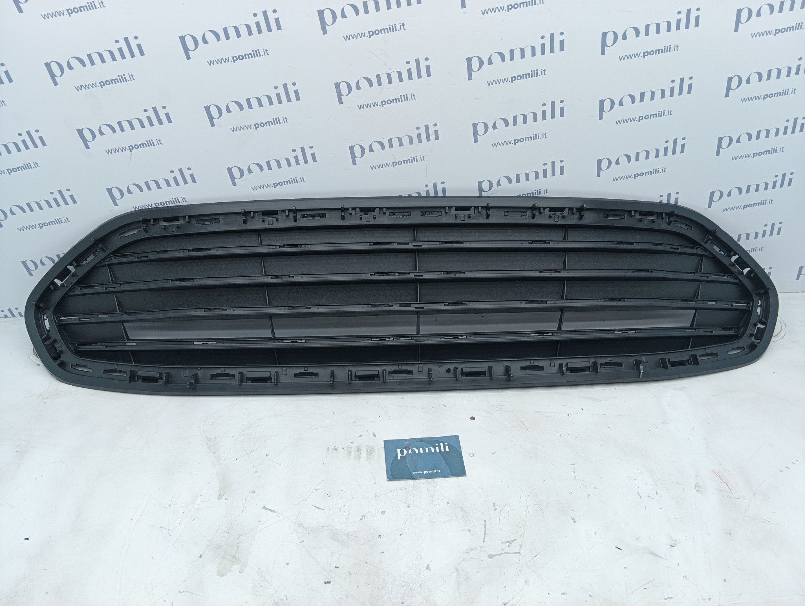 Pomili Motore e cambio con supporti Griglia radiatore frontale Ford KA/Figo 2096051 nuova