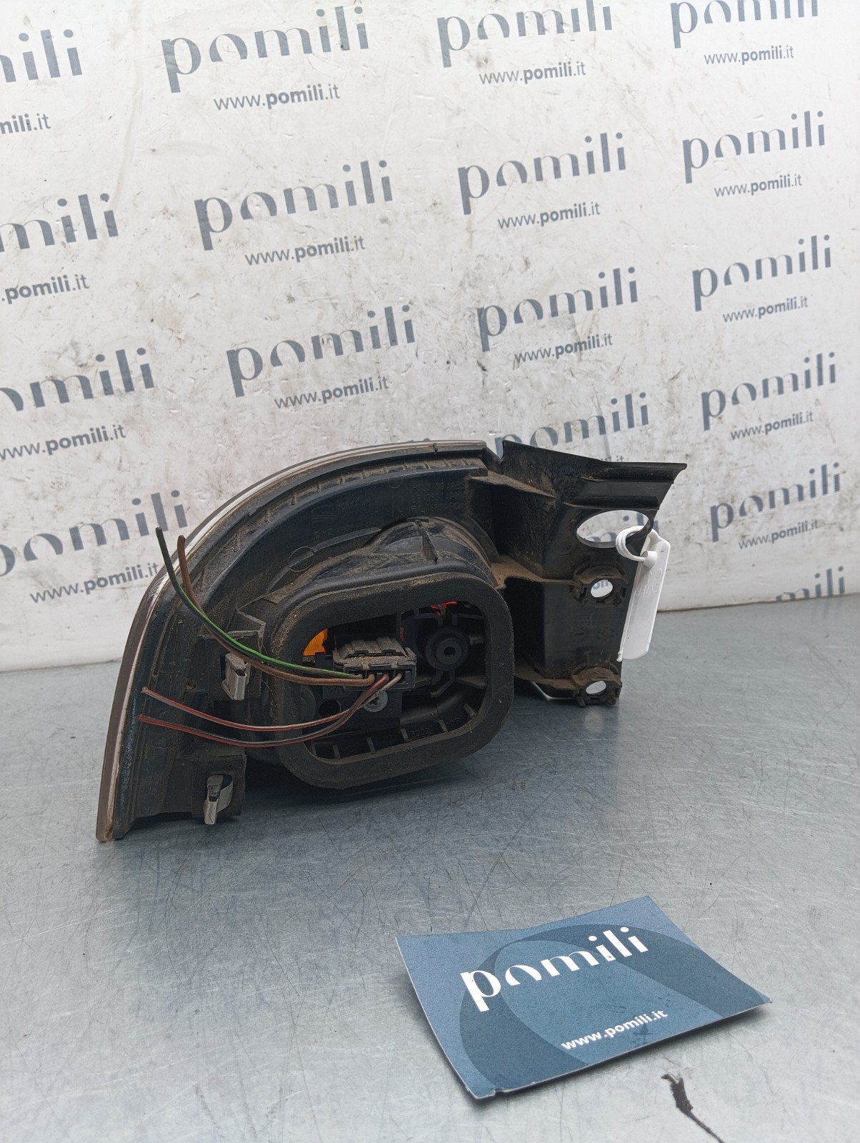 Pomili Fanaleria Seat Ibiza Fanale posteriore destro 6L6945112C usato