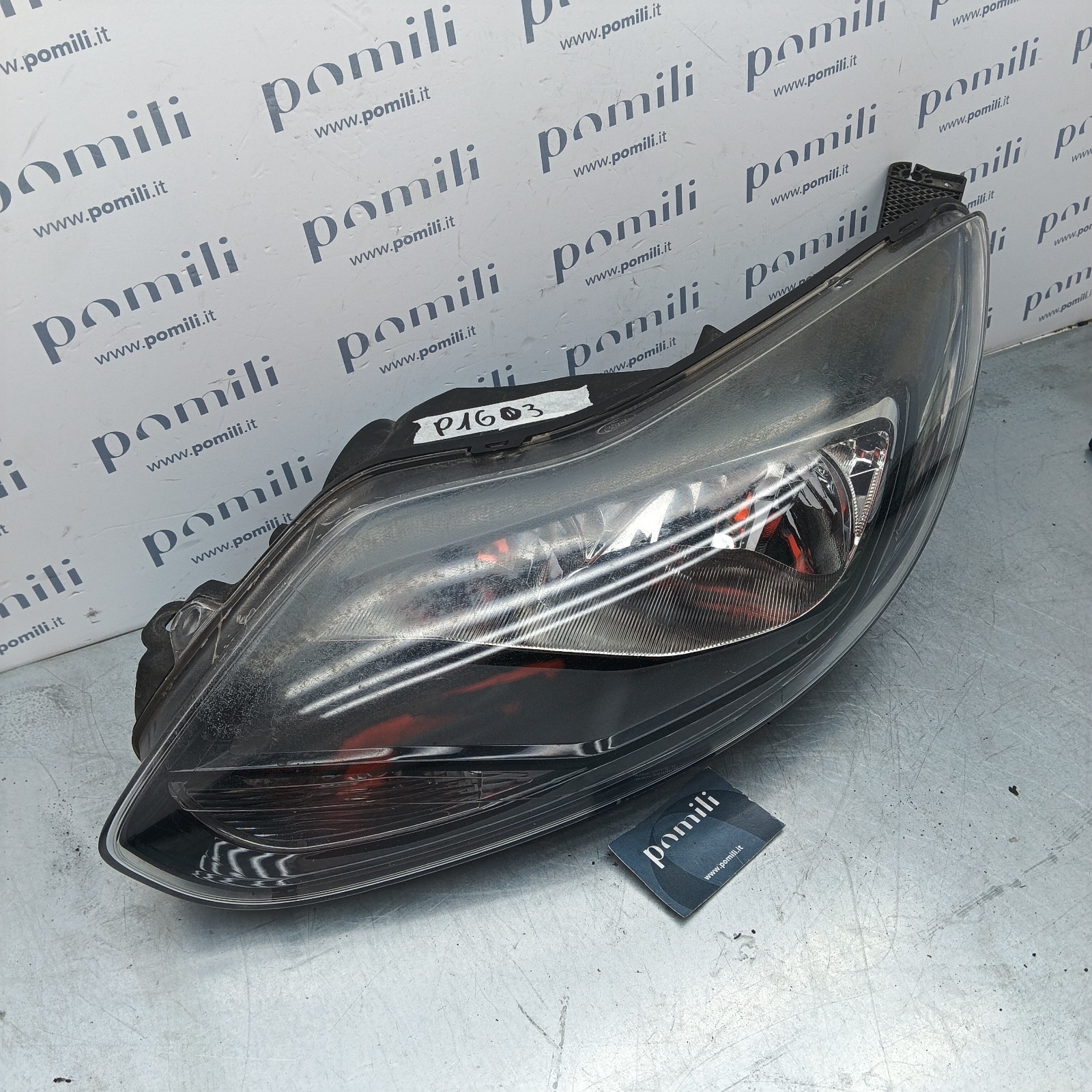 Pomili Fanaleria Faro anteriore sinistro Ford Focus III (2010-17) 1482114822 usato
