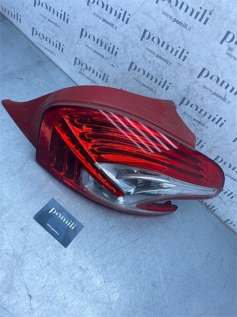 Pomili Fanaleria fanale posteriore destro Peugeot 208 01/12–11/15
