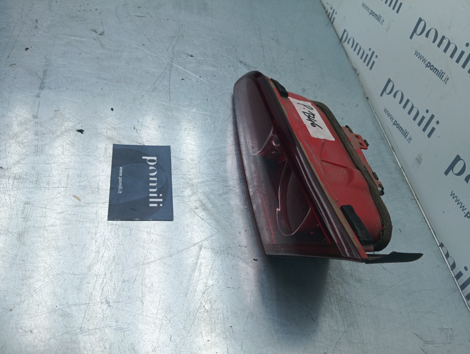 Pomili Fanaleria Fanalino portellone destro Alfa Romeo 159 27802002