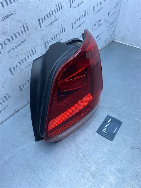 Pomili Fanaleria Fanale post. DX VOLKSWAGEN POLO (6C) (03/14>02/18<)