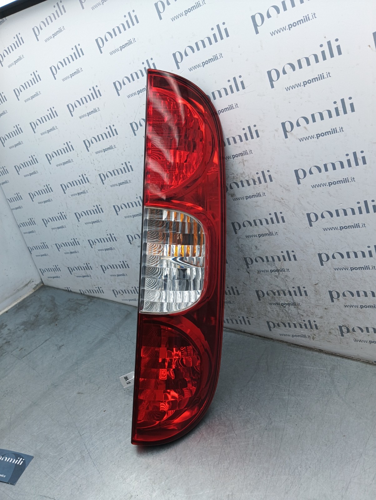 Pomili Fanaleria Doblò 223 51755144 fanale posteriore destro usato