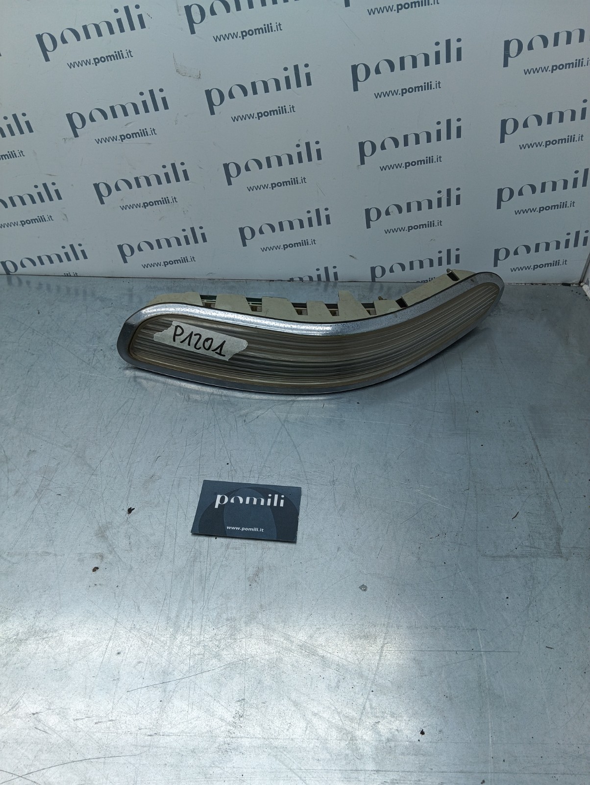 Pomili Fanaleria Fanale posteriore sinistro Lancia Thesis (SJ) 60684979 usato