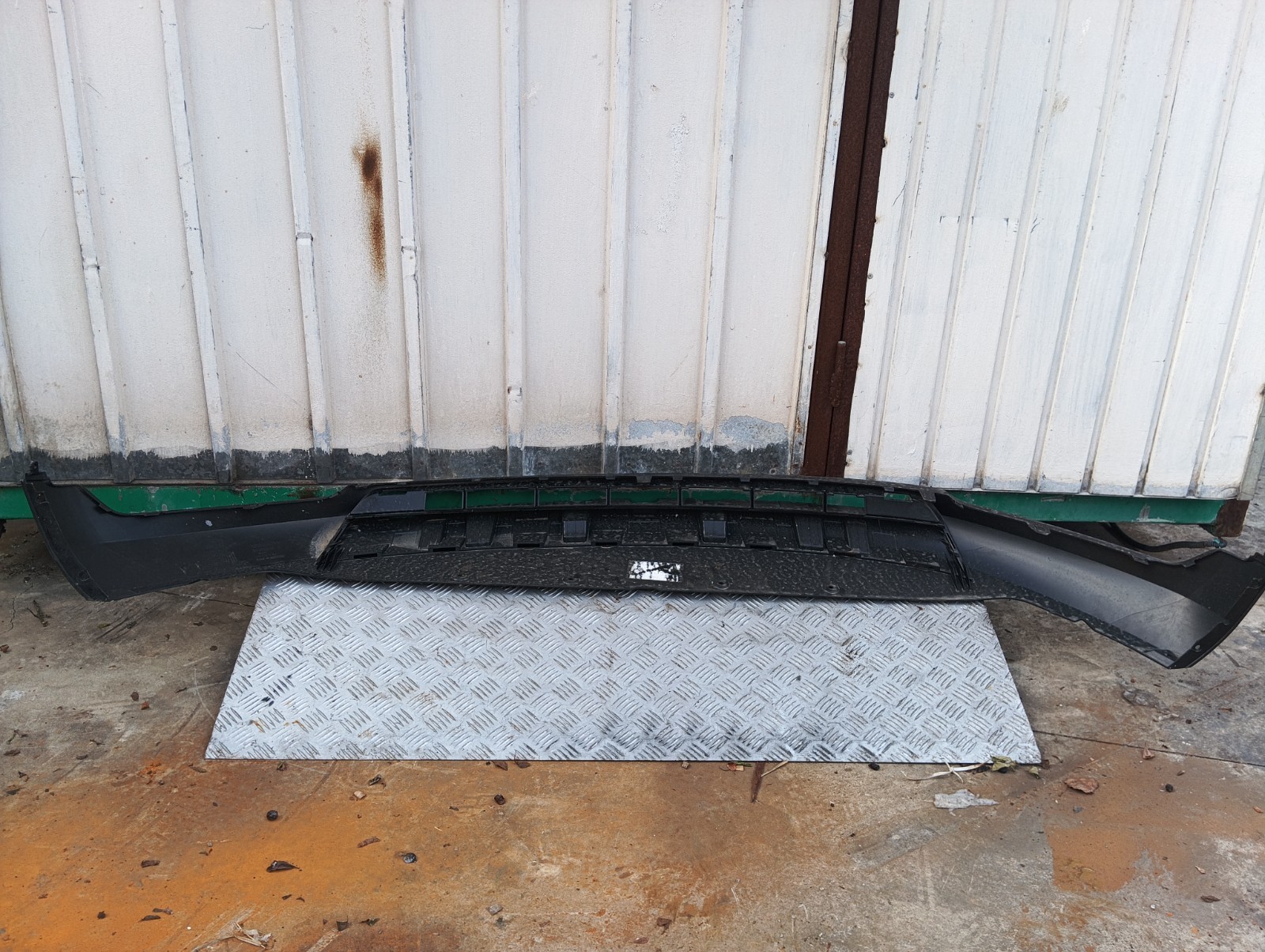 Pomili Paraurti anteriore Volvo XC40 spoiler inferiore OEM 31449340 nuovo