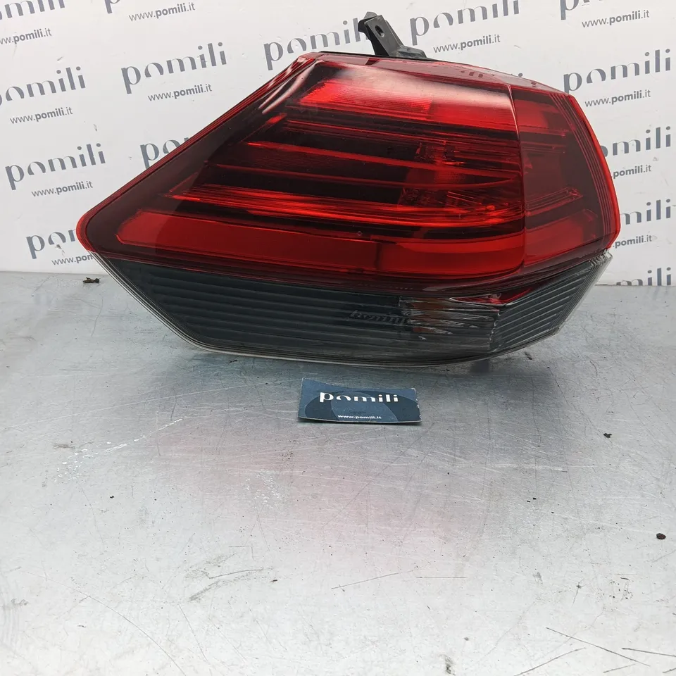 Pomili Fanaleria Fanale sinistro Nissan X-Trail 220-23746 usato