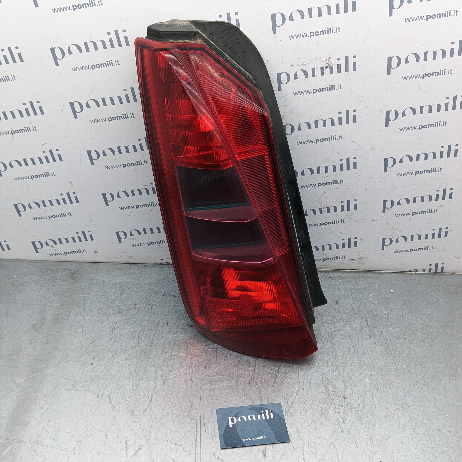 Pomili Fanaleria Fanale posteriore sinistro Lancia Musa 46829509 alogeno usato