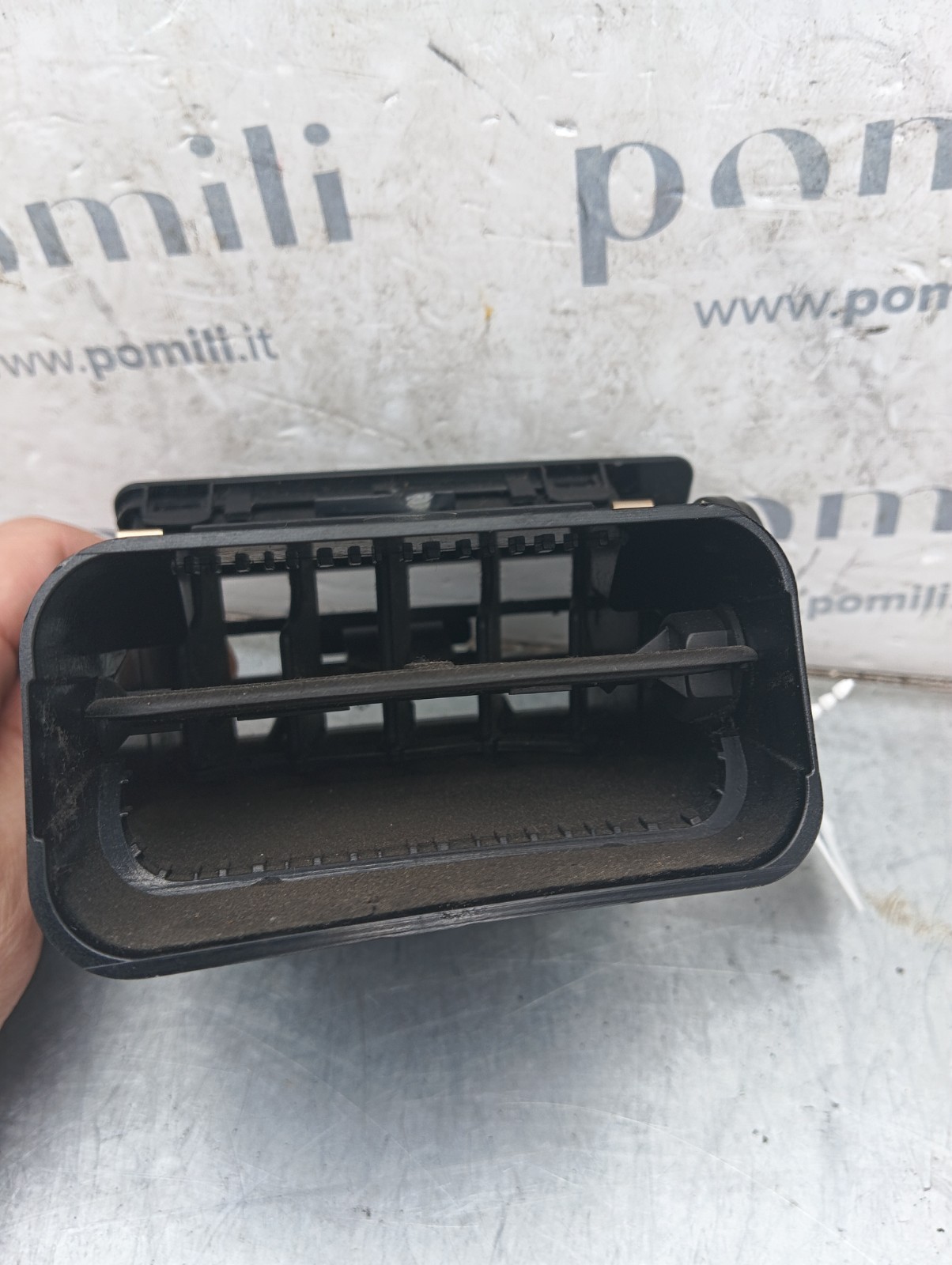 Pomili Climatizzazione Bocchetta aria Ford Kuga 3M51-R018B09 sinistra usata