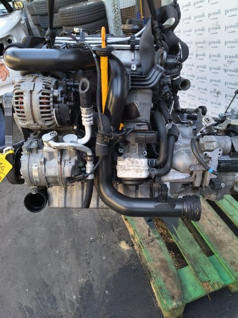 Pomili Motore e cambio con supporti Motore semicompleto Volkswagen Touran 1T usato