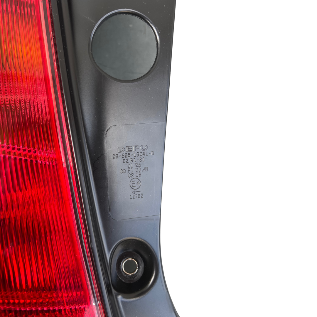Sara Autoricambi Fanaleria fanale posteriore SX DEPO 666-1904L-LD-UE Lancia Ypsilon 843