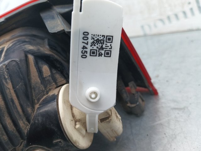 Pomili Fanaleria C4 Picasso B78 fanale retronebbia destro