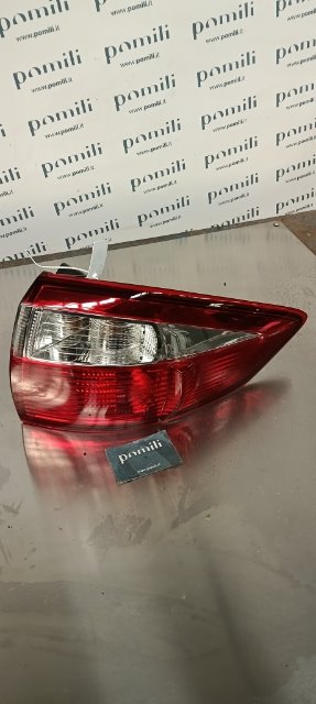 Pomili Fanaleria Ford C-Max CB7 fanale posteriore esterno destro