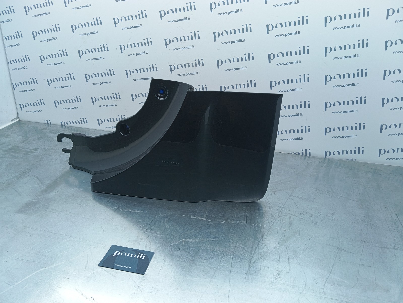 Pomili Lamierati esterni Copertura rivestimento ruota di scorta Toyota RAV4 (2006-09) 76805-42010-B0 nuova