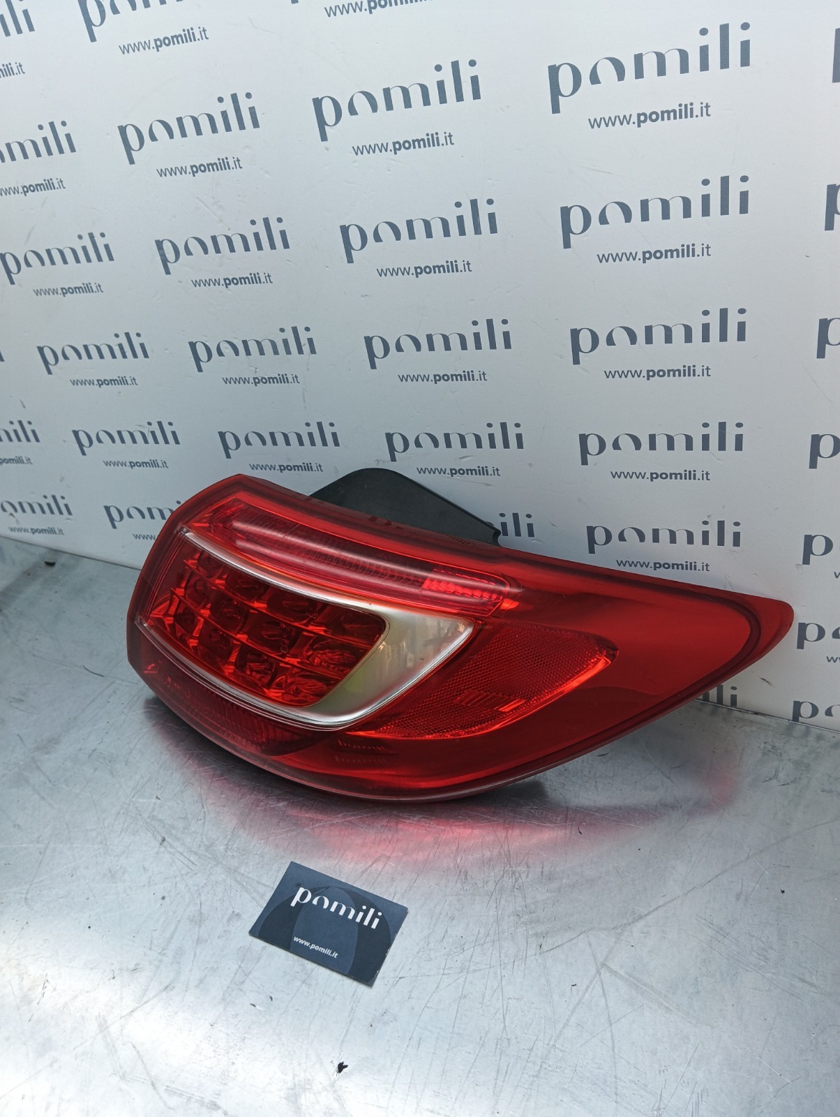 Pomili Fanaleria Kia Sportage L92402 3W0 fanale posteriore destro usato