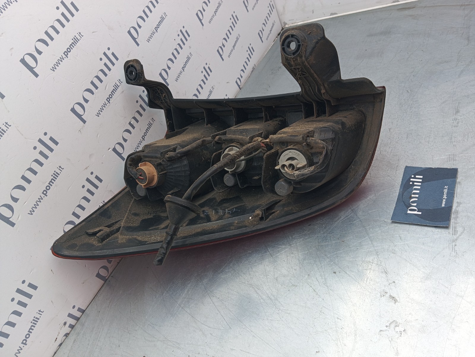 Pomili Fanaleria Fanale posteriore destro Daihatsu Terios 220-51832 usato