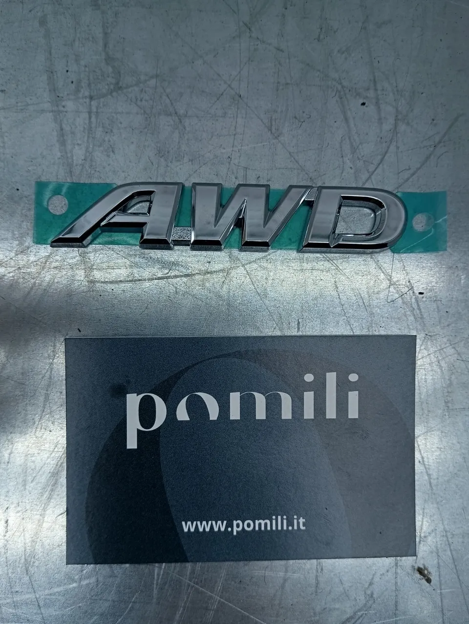 Pomili Lamierati esterni Toyota RAV4 emblema posteriore AWD nuovo