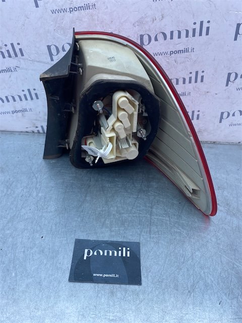 Pomili Fanaleria BMW Serie 3 E90 E91 fanale posteriore esterno sinistro