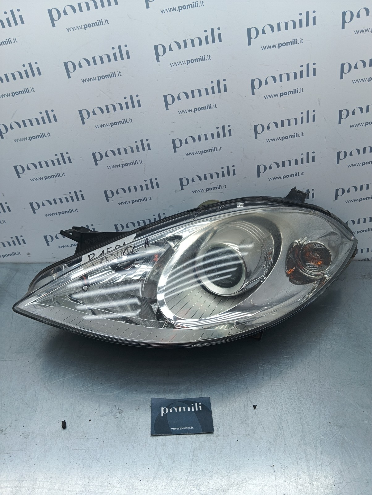 Pomili Fanaleria Mercedes-Benz A180 faro anteriore sinistro usato A1698200561