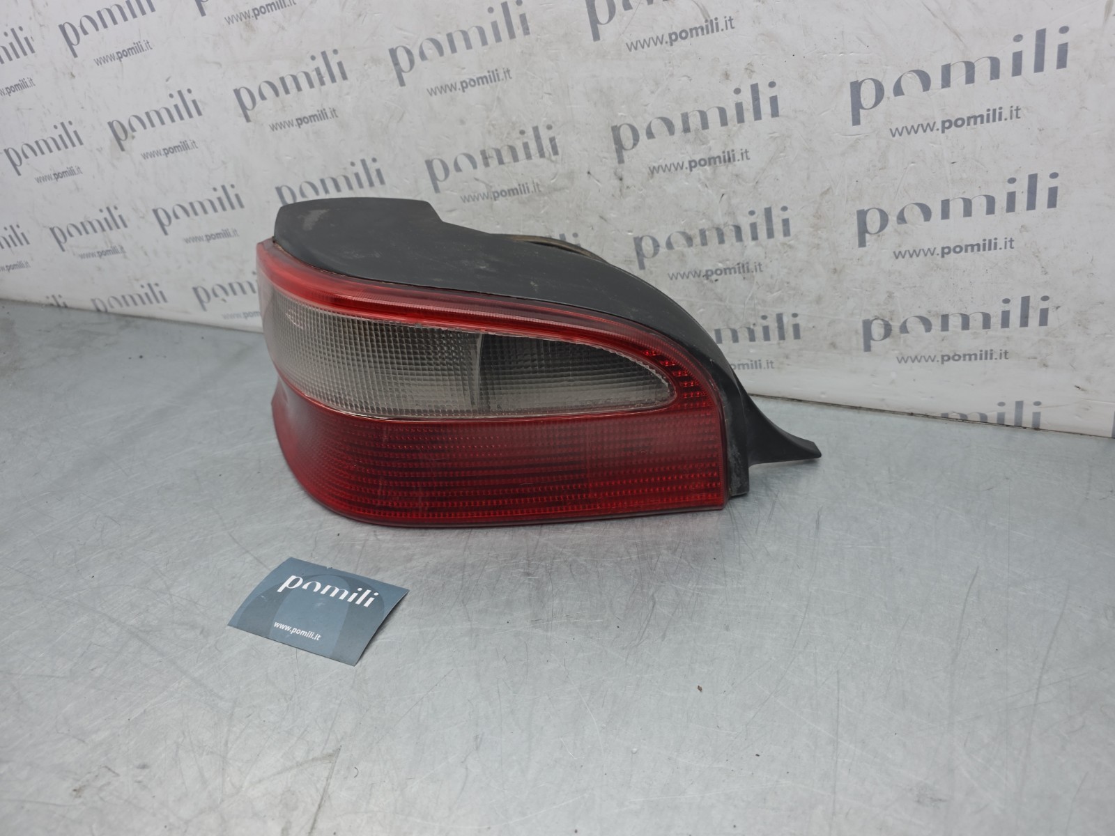 Pomili Fanaleria Citroën Saxo fanale posteriore sinistro usato