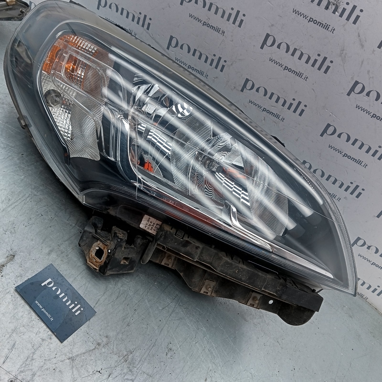 Pomili Fanaleria Faro destro Fiat Doblò 10490748 2010–2023
