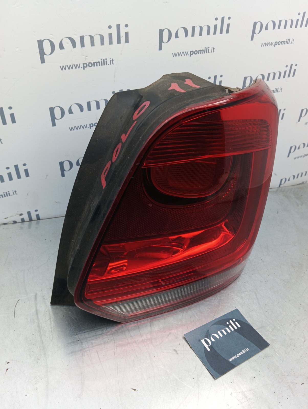 Pomili Fanaleria Fanale posteriore Volkswagen Polo 6R0945096 destro usato
