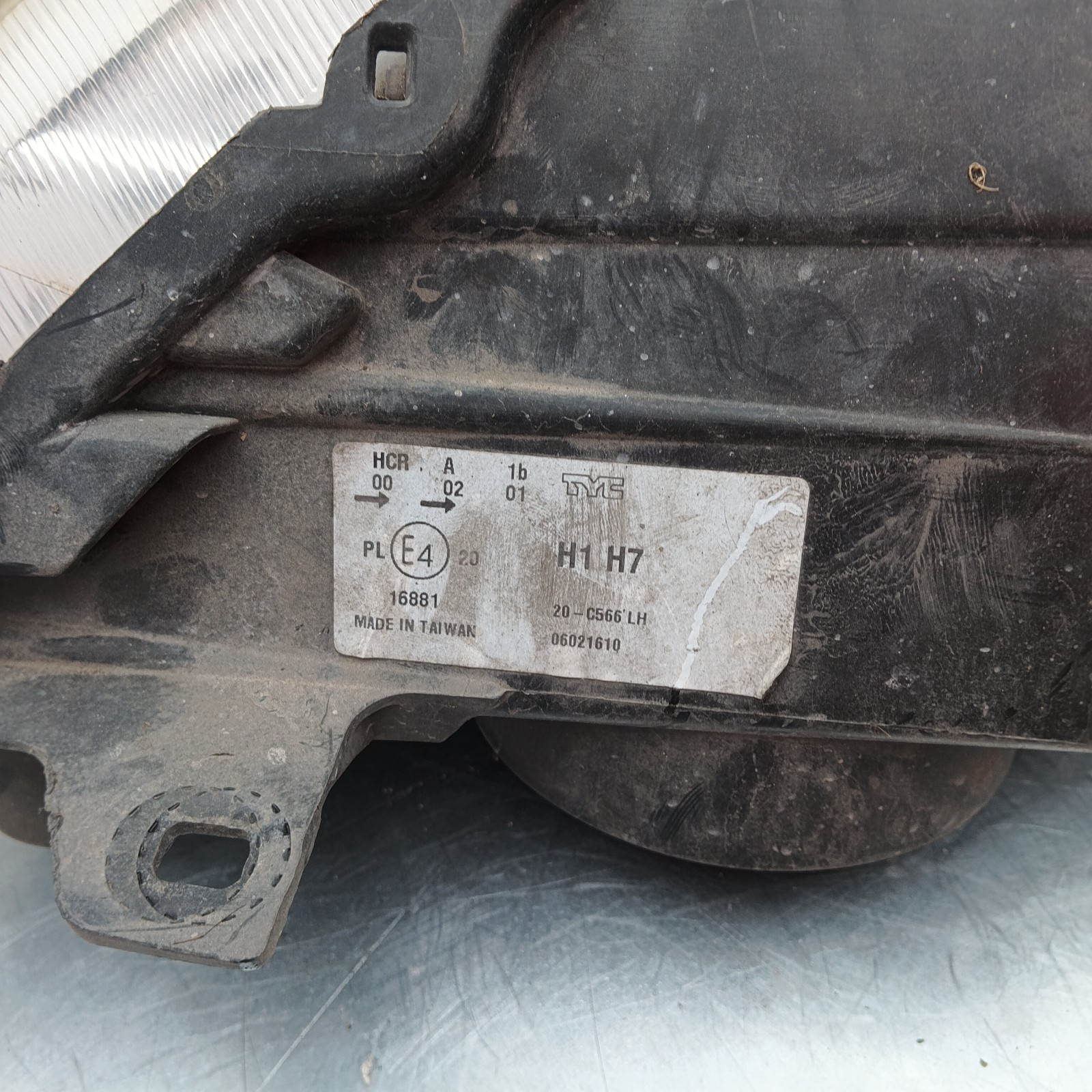 Pomili Fanaleria Ford C-Max II AM5113W029AF faro destro usato