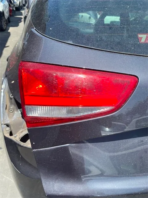 Pomili Fanaleria Fanale post. parte int. SX KIA CEE’D (05/12>12/18<) fanale interno sinistro