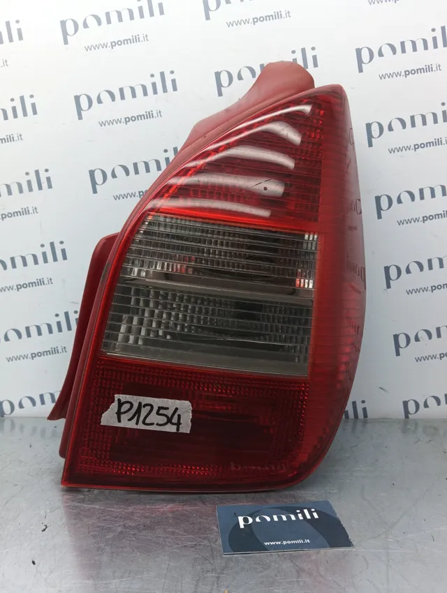 Pomili Fanaleria Citroen C2 Fanale posteriore destro 9680283680 usato