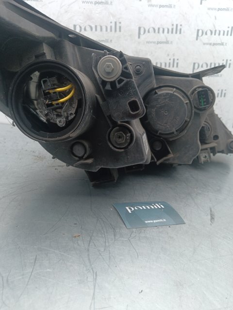 Pomili Fanaleria Proiettore DX KIA SPORTAGE 3a Serie (03/14>06/16<) destro