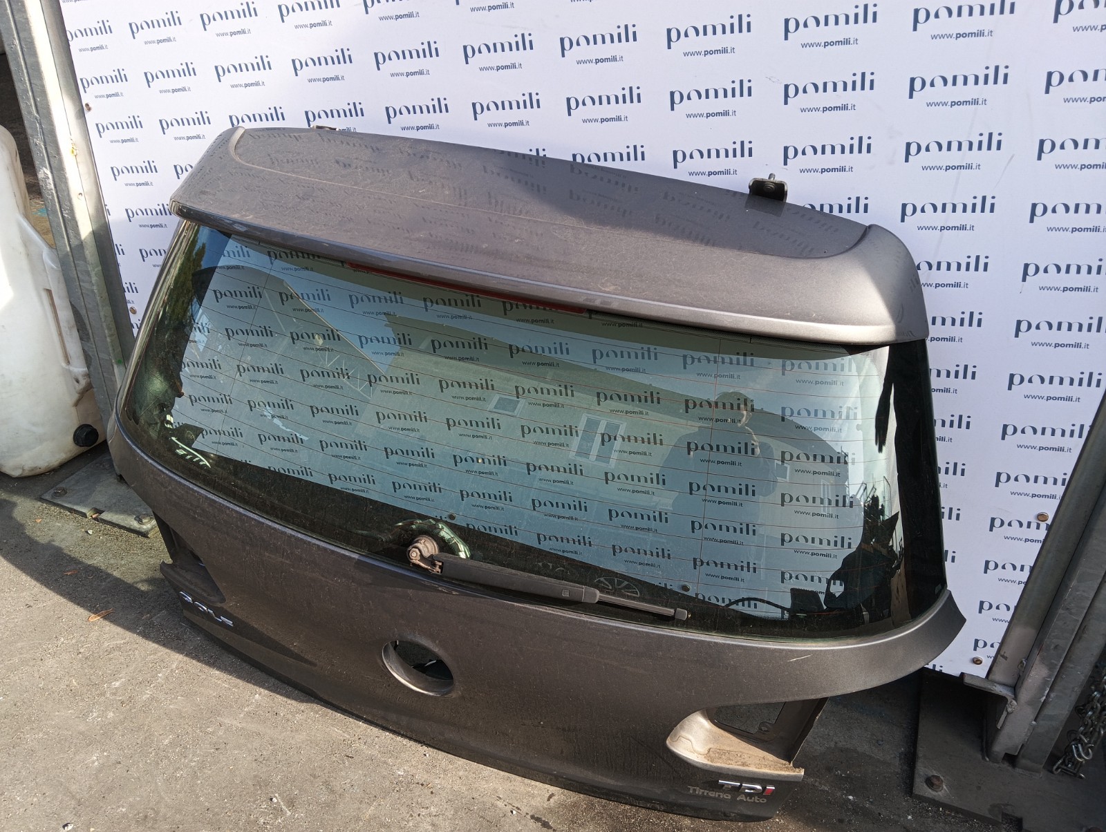 Pomili Lamierati esterni Golf VI portellone posteriore 5K6827025J usato
