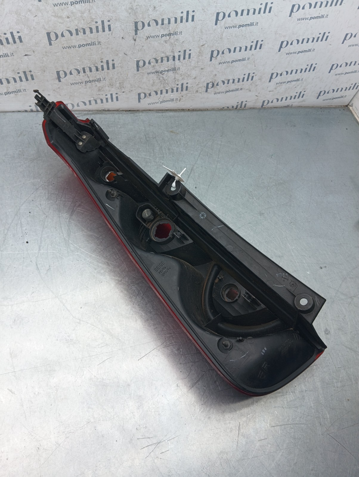 Pomili Fanaleria Fanale posteriore Nissan Note 220-16752 destro usato