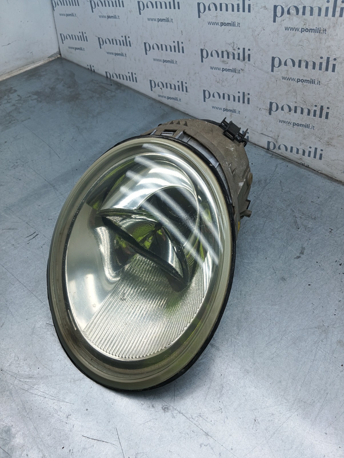 Pomili Fanaleria Volkswagen New Beetle faro anteriore destro 1C0941006J usato