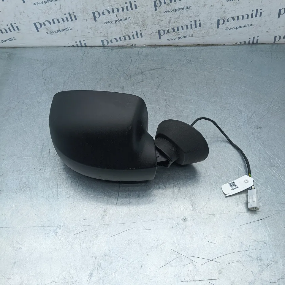 Pomili Cristalli Dacia Sandero I specchietto retrovisore destro 7 pin usato