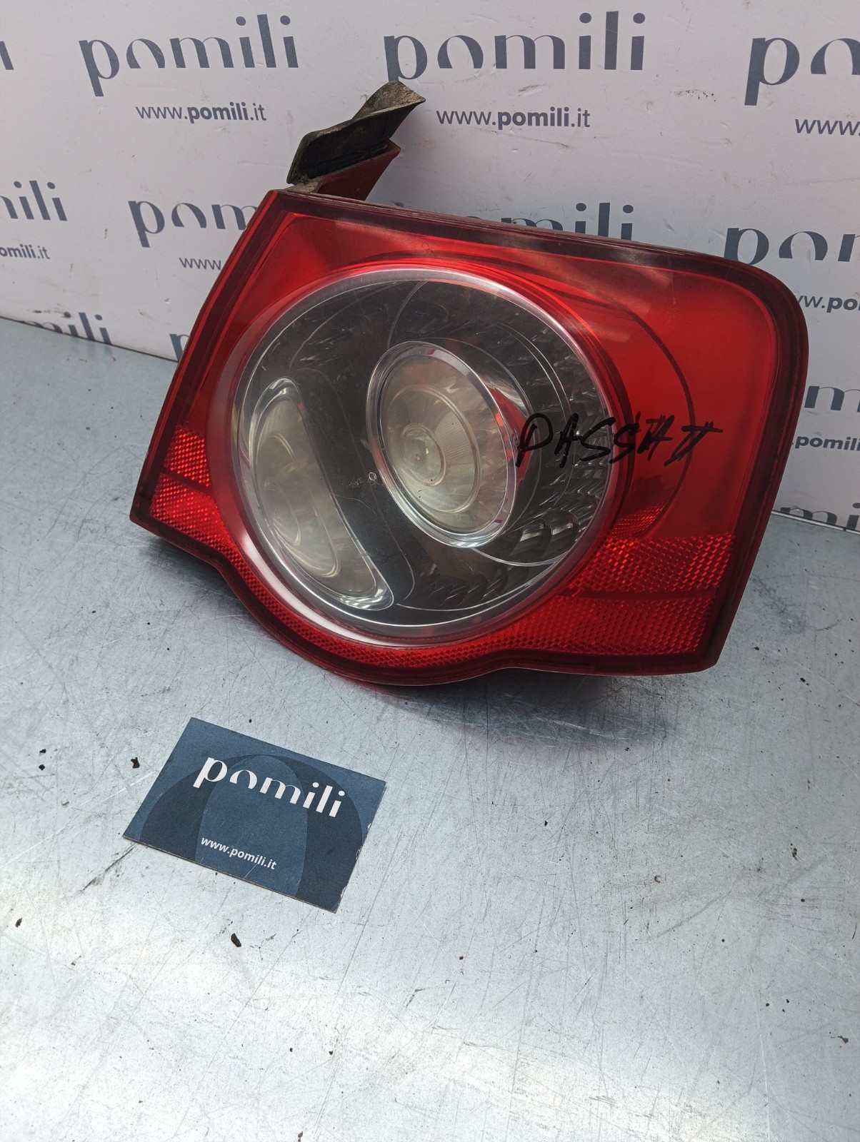 Pomili Fanaleria Fanale posteriore Volkswagen Passat 3C5945096C destro usato
