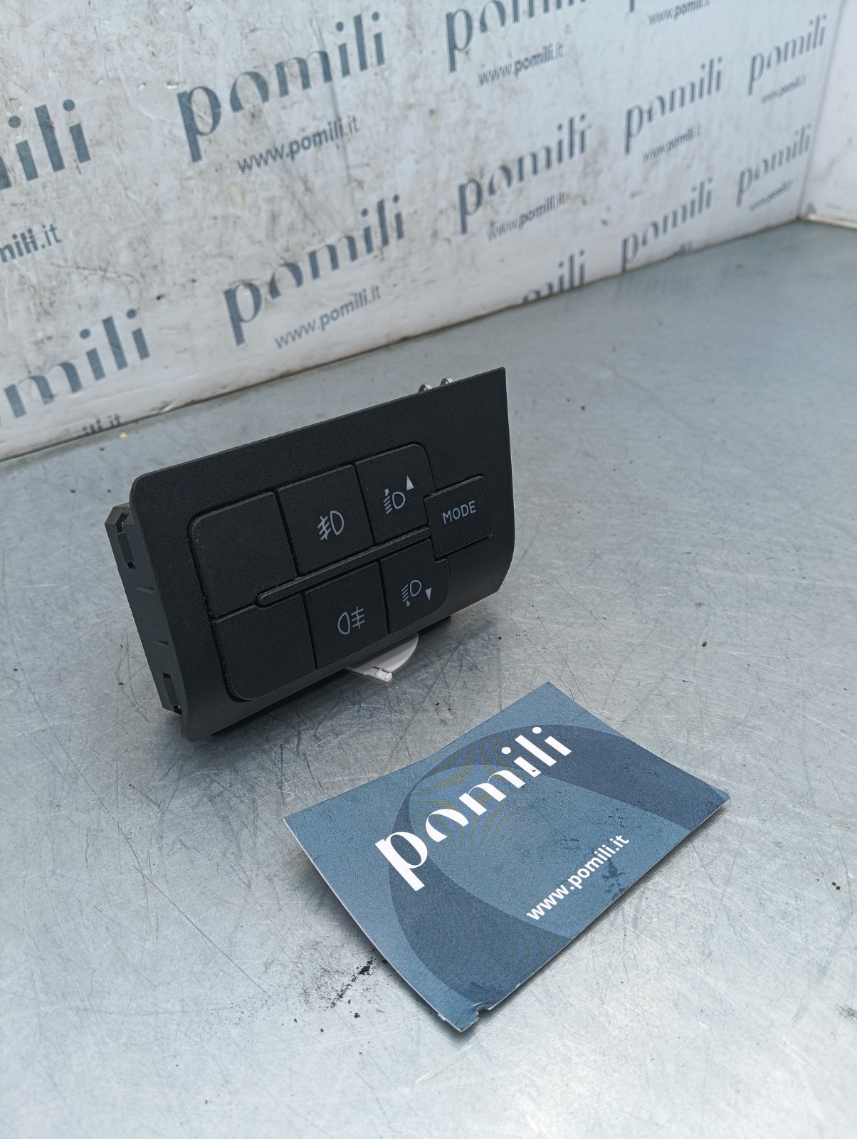 Pomili Rivestimenti interni e parti interne Fiat Ducato interruttore comando luci 07355860870 usato