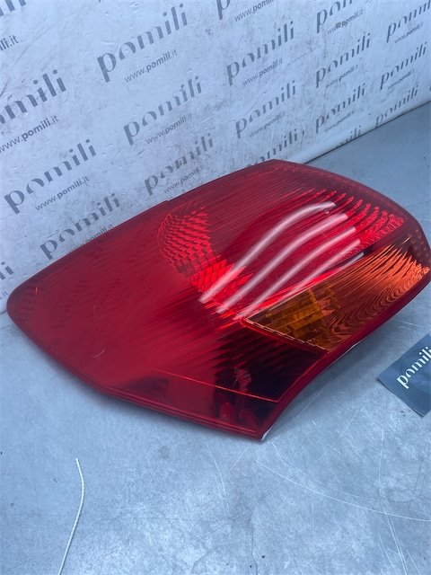 Pomili Fanaleria Kia Venga fanale posteriore sinistro