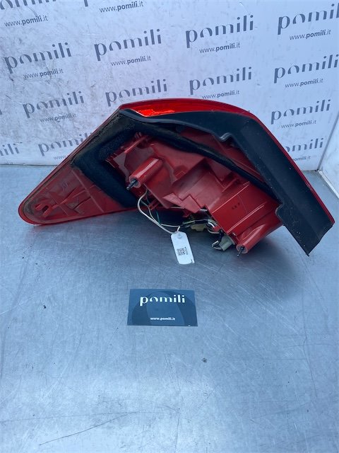 Pomili Fanaleria Toyota RAV 4 3a Serie fanale posteriore destro 01/06>10/10< usato