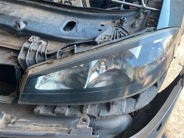 Pomili Fanaleria Renault Laguna 2a Serie proiettore sinistro