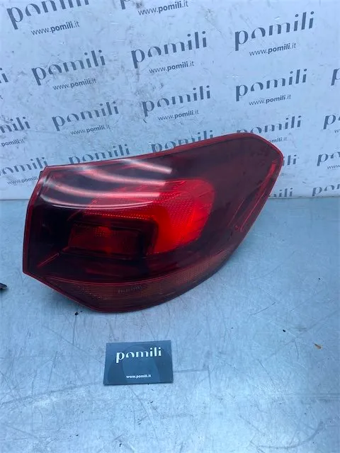 Pomili Fanaleria Fanale post. parte est. DX OPEL ASTRA (P10) (10/09>06/18<) usato