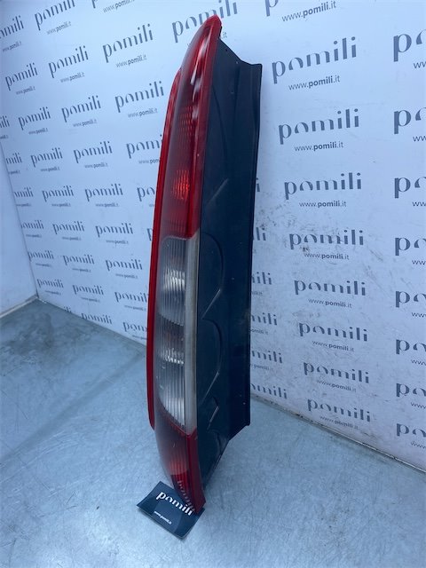 Pomili Fanaleria Ford Focus C-Max CAP fanale posteriore sinistro