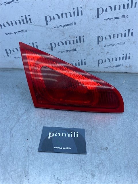Pomili Fanaleria Fanale posteriore interno sinistro S001 MITSUBISHI COLT
