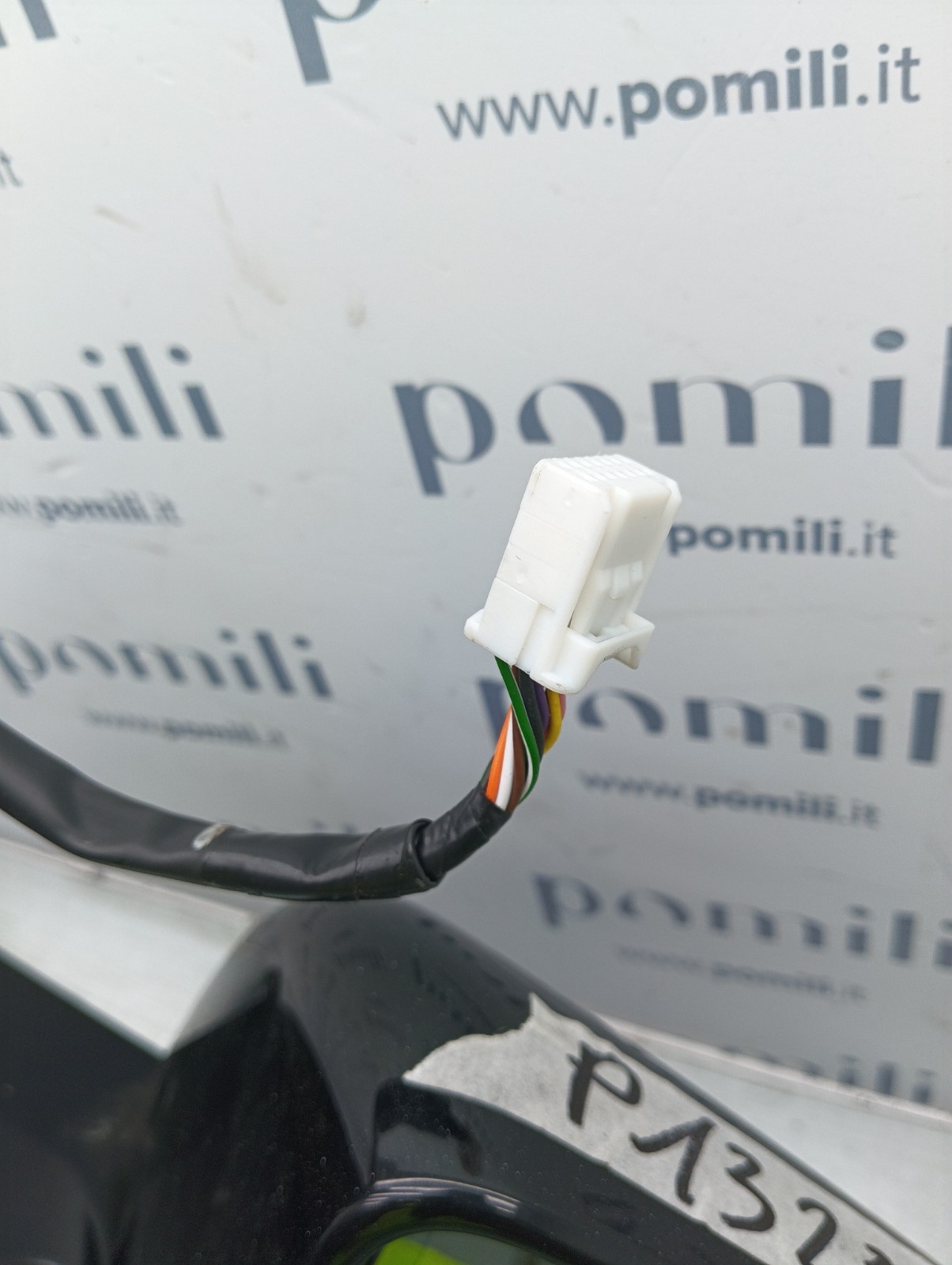 Pomili Cristalli Tesla Model Y 045999 specchietto destro 11 pin usato